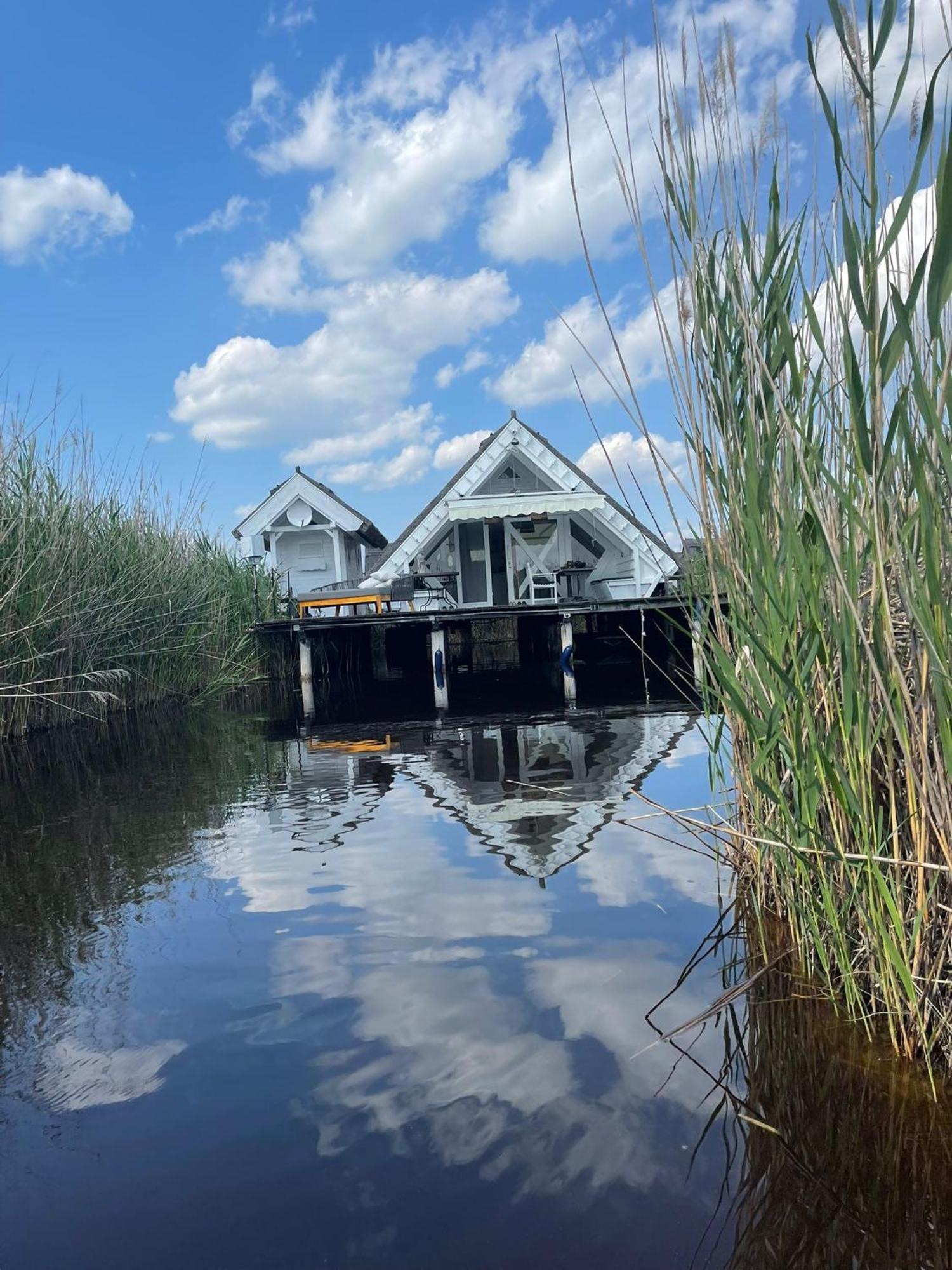 Seehuette Neusiedlersee - Seehaus Inklusive Elektroboot Rust Dış mekan fotoğraf