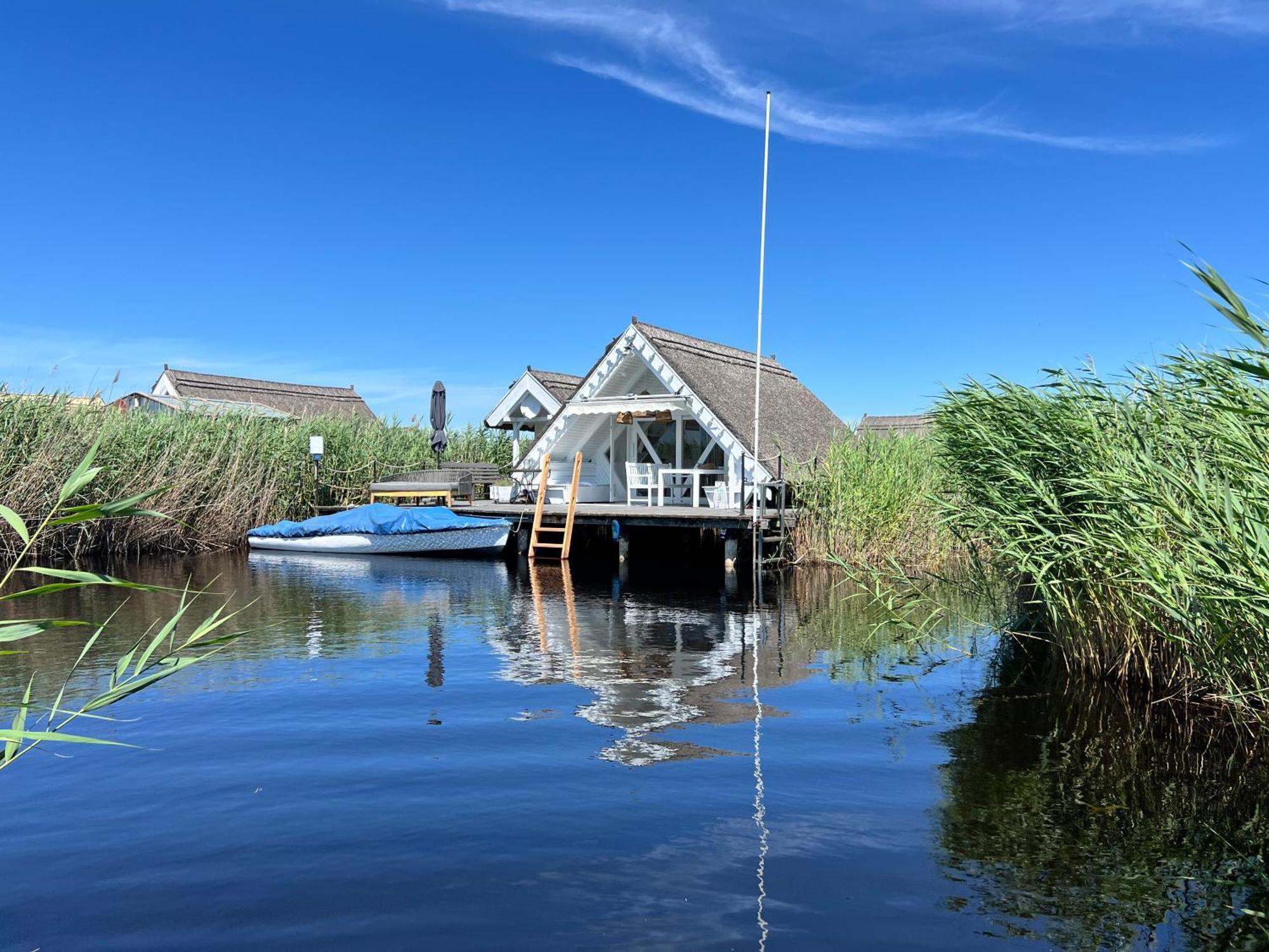 Seehuette Neusiedlersee - Seehaus Inklusive Elektroboot Rust Dış mekan fotoğraf