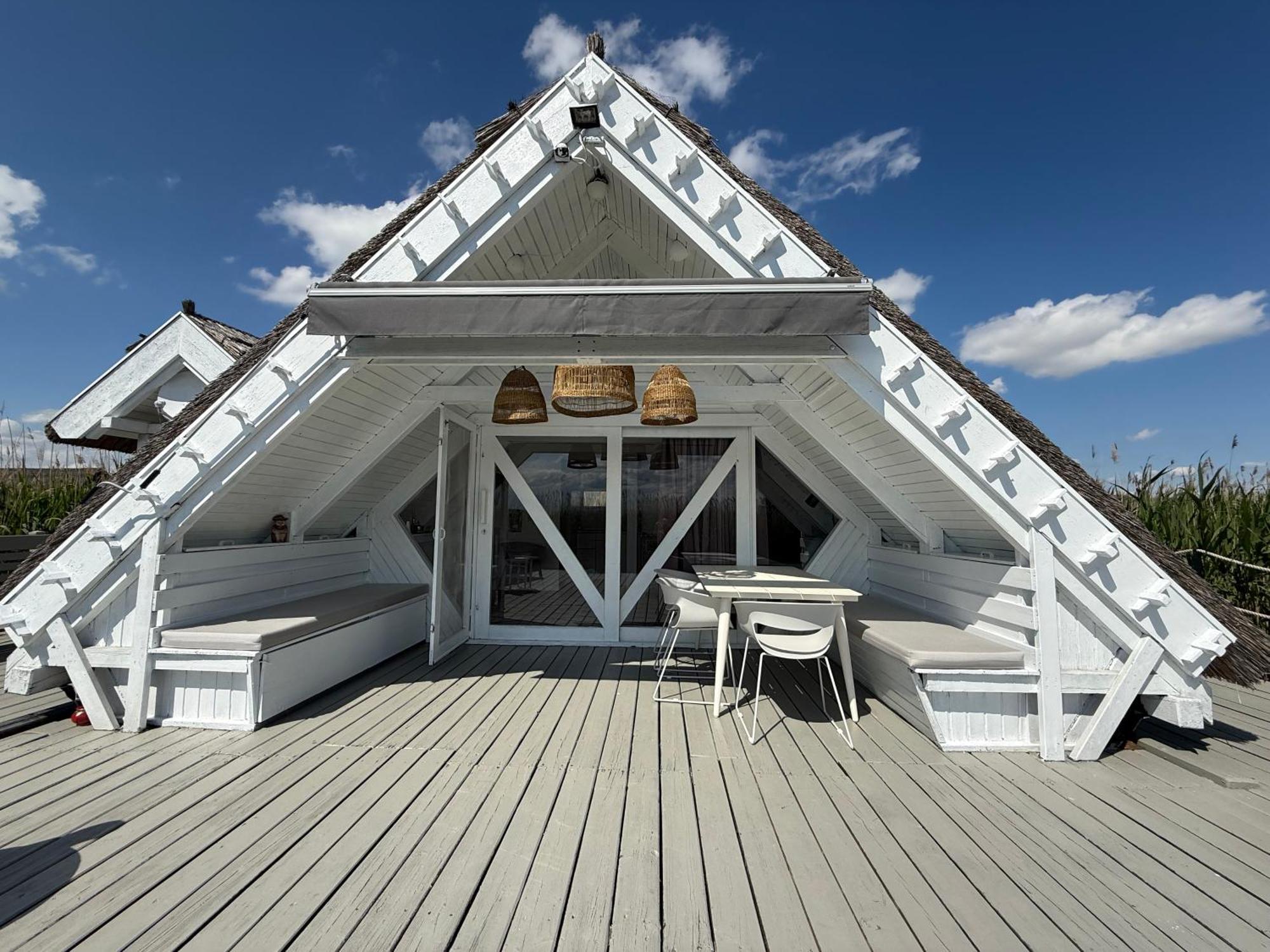 Seehuette Neusiedlersee - Seehaus Inklusive Elektroboot Rust Dış mekan fotoğraf